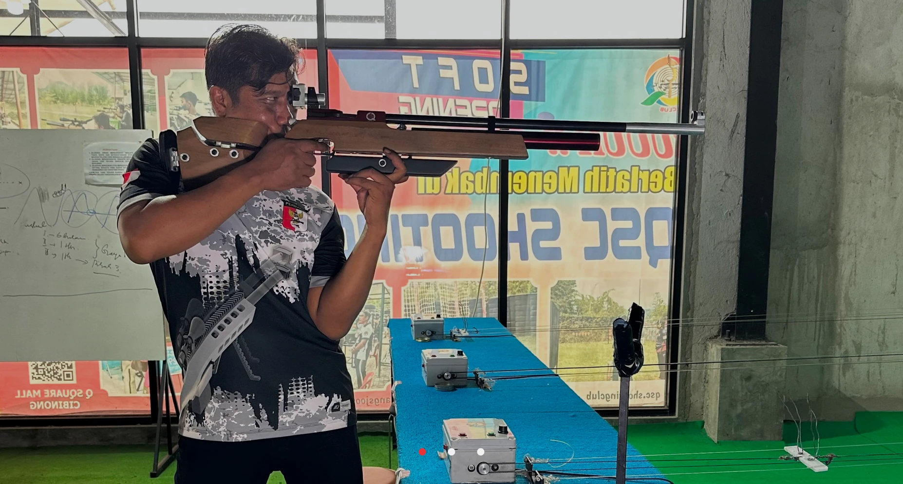 penembak AIR RIFLE 10 M mobile