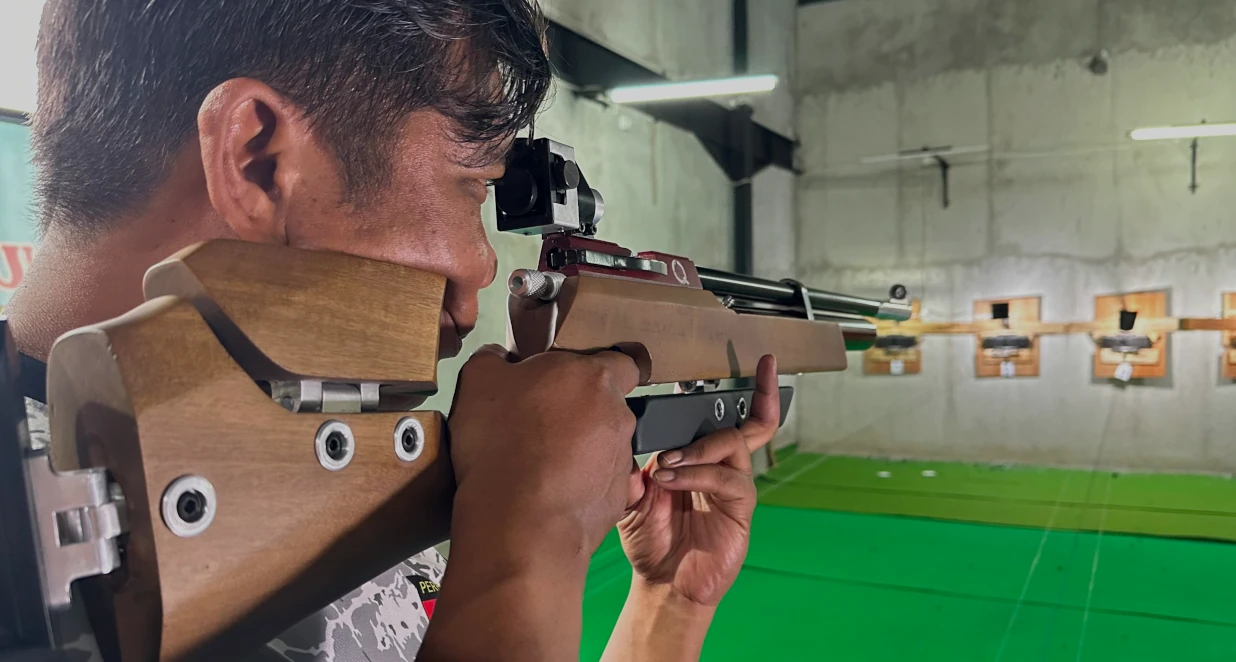 penembak AIR RIFLE 10 M mobile