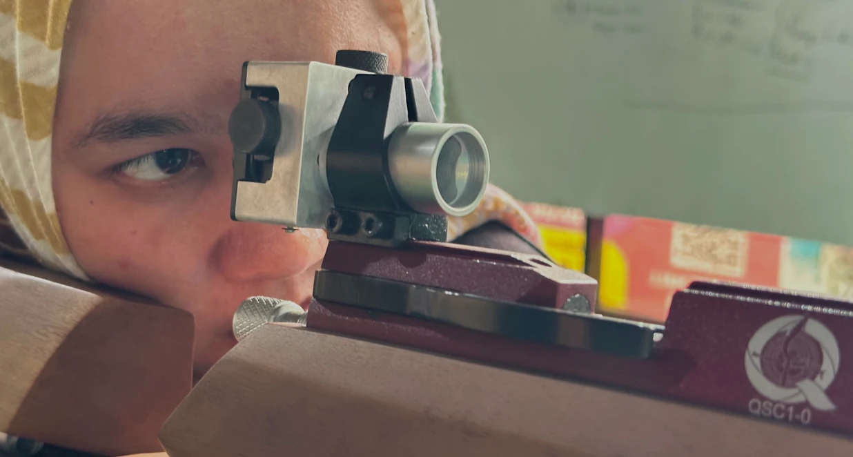 penembak AIR RIFLE 10 M mobile